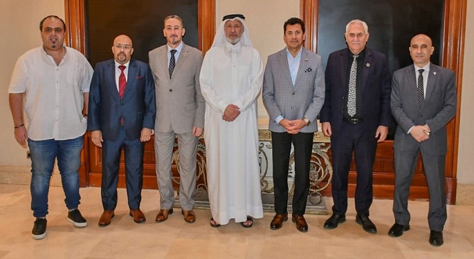 وزير الرياضة يلتقي رؤساء الإتحاد الدولي والأفريقي والآسيوي والعربي لرفع الأثقال