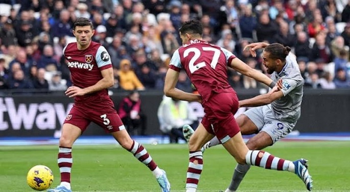 إيفرتون يعود من ملعب وست هام بفوز ثمين بالدوري الإنجليزي