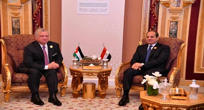 بالصور .. خلال لقاءهما على هامش قمة الرياض .. الرئيس السيسي وملك الأردن يؤكدان ضرورة التعامل الدولي مع القضية الفلسطينية بمنظور متكامل