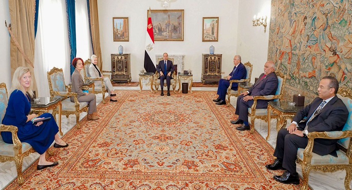 خلال لقائها مع الرئيس السيسي .. المديرة التنفيذية لبرنامج الغذاء العالمي تشكر مصر على دورها القيادي في تقديم الدعم لأهالي غزة