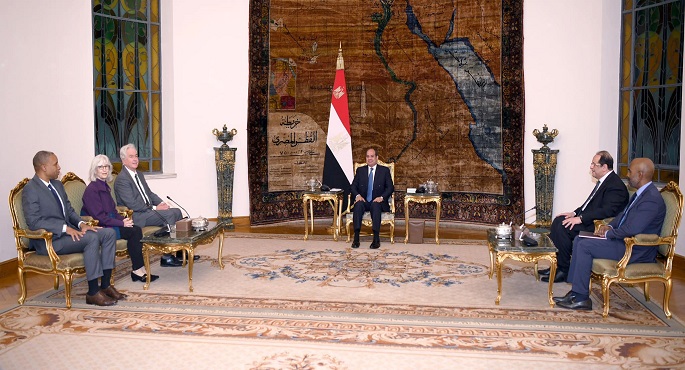 الرئيس السيسي يلتقي مدير وكالة المخابرات المركزية الأمريكية ويؤكد ضرورة الوقف الفوري لإطلاق النار بقطاع غزة