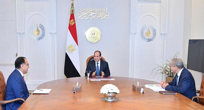 الرئيس السيسي يوجه بتوفير إمدادات غذائية إضافية من السلع الغذائية بقيمة 650 طنا للشعب الفلسطيني في قطاع غزة