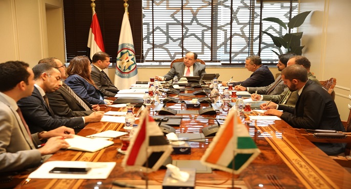 معيط في لقائه مع سفير الهند بالقاهرة: تعزيز التعاون الثنائي لمواجهة التحديات الاقتصادية العالمية