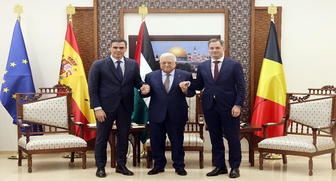 الرئيس عباس يبحث مع رئيسي وزراء إسبانيا وبلجيكا آخر تطورات الأوضاع بالأراضي الفلسطينية المحتلة