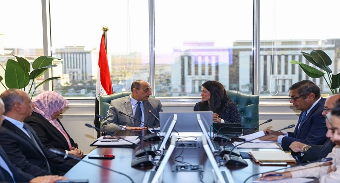 وزيرا التعاون الدولي والطيران المدني يبحثان سبل التنسيق مع شركاء التنمية لدفع الجهود الداعمة لقطاع الطيران