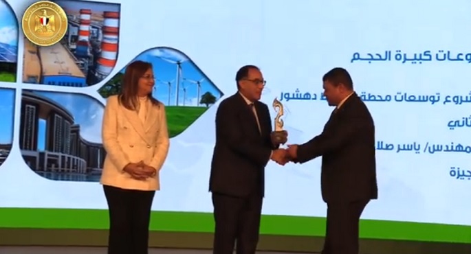 بالفيديو.. رئيس الوزراء يسلم الجوائز للفائزين بالمبادرة الوطنية للمشروعات الخضراء الذكية