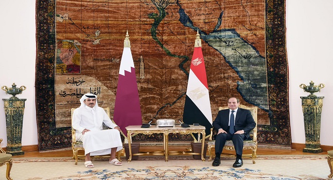 بالصور.. الرئيس السيسي وأمير قطر يؤكدان رفضهما أي محاولات لتصفية القضية الفلسطينية على حساب الشعب الفلسطيني أو دول المنطقة