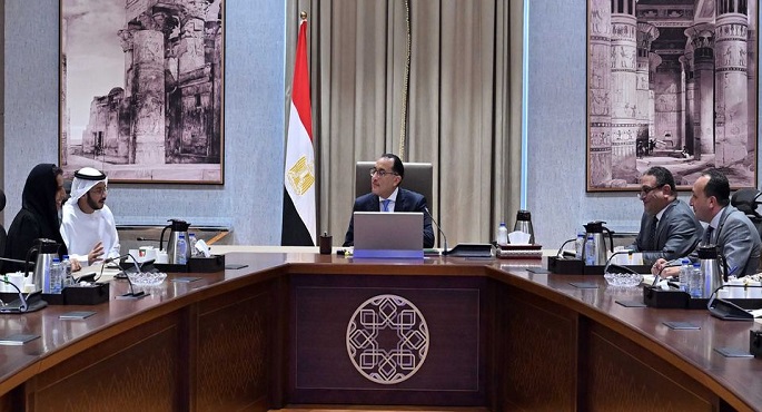 بالصور..رئيس الوزراء يلتقى الشيخ الدكتور سعيد بن أحمد آل مكتوم المدير التنفيذي لسلطة دبي البحرية