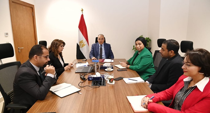 وزير الري يستعرض الخطة البحثية للمركز القومى لبحوث المياه والرؤية المستقبلية للمركز