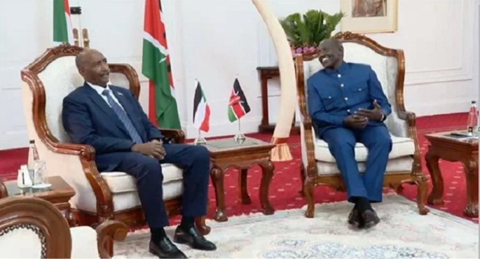 البرهان وروتو يبحثان تطورات الأوضاع في السودان