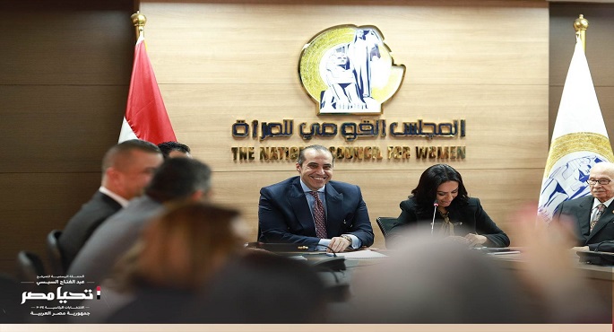 بالصور.. الحملة الرسمية للسيد المرشح عبد الفتاح السيسي تبدأ أولى جولاتها الخارجية بزيارة المجلس القومي للمرأة