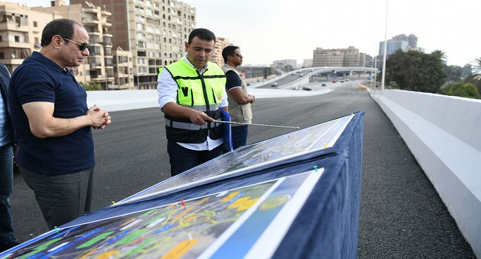 بالفيديو.. الرئيس السيسي يتفقد أعمال تطوير عدد من الطرق والمحاور بالقاهرة الكبرى