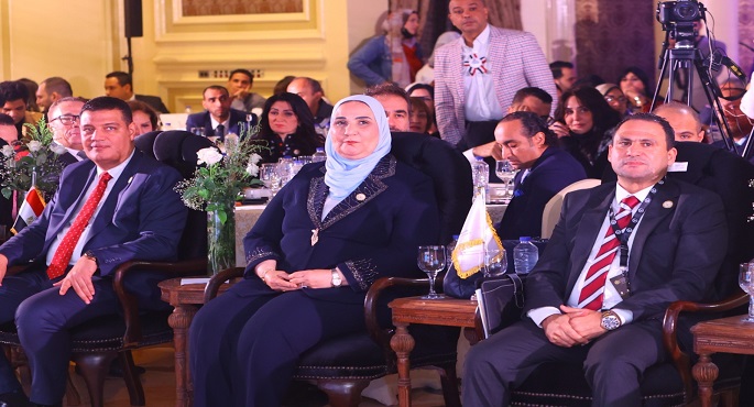 بالصور.. القباج تشهد فعاليات مؤتمر “دعم الجهود الوطنية في تحقيق رؤية مصر 2030”