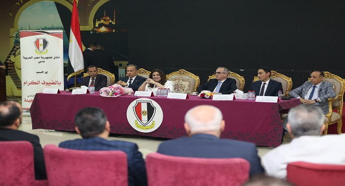 بالصور.. وزيرة الهجرة تلتقي الجالية المصرية في الإمارات لحثهم على المشاركة في الانتخابات الرئاسية