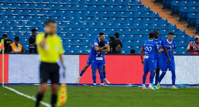 الهلال يفوز على التعاون 2-0 ويواصل الانفراد بصدارة دوري روشن السعودي