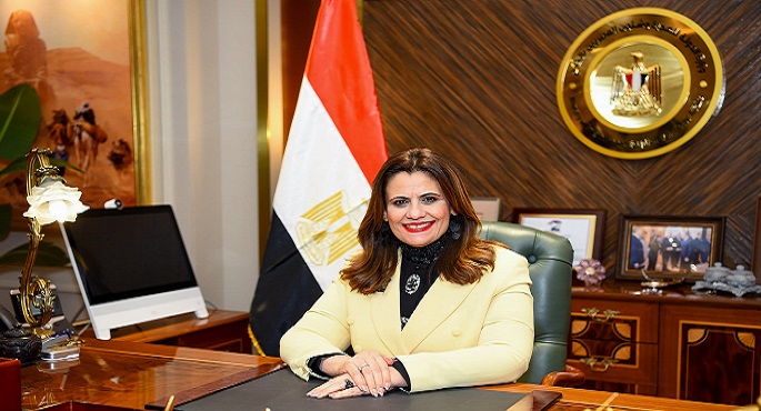وزيرة الهجرة تستعرض تقريرا عن منجزات المبادرة الرئاسية “مراكب النجاة”