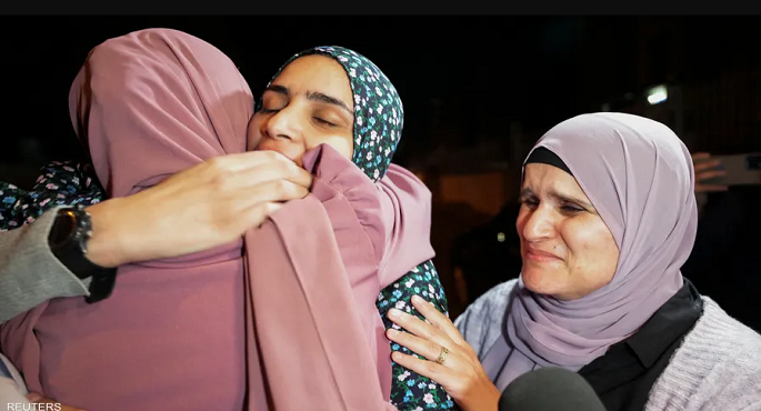 وجوه فلسطينية وإسرائيلية في الدفعة الأولى من تبادل الأسرى