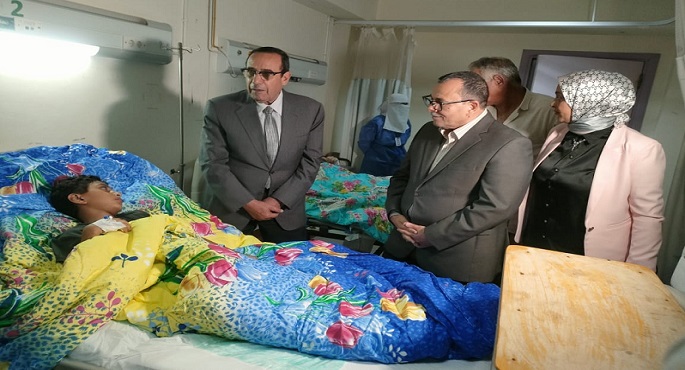 محافظ شمال سيناء ونائبه يزوران الجرحى الفلسطينيين في مستشفى العريش العام