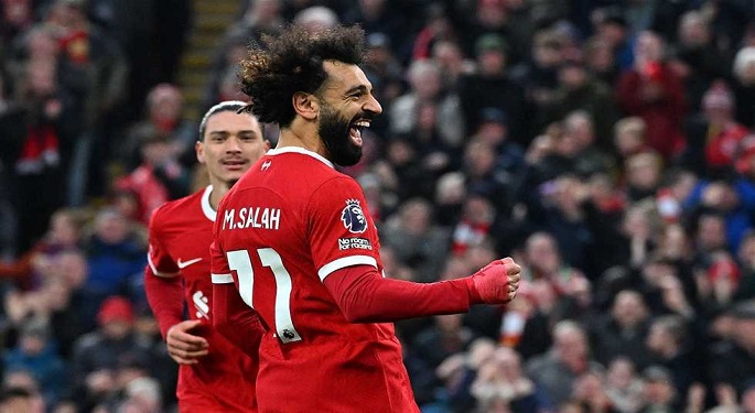 محمد صلاح يقود ليفربول لتصدر الدوري الانجليزي بفوز على كريستال بالاس 2 – 1