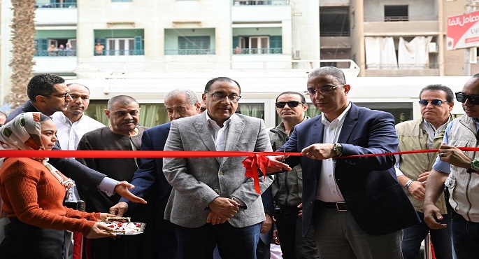 بالصور ..مدبولي يوجه خلال افتتاحه معرضٍ السلع الغذائية بالفيوم بضرورة تحقق فرق التفتيش من استمرار البيع بالأسعار المعلنة