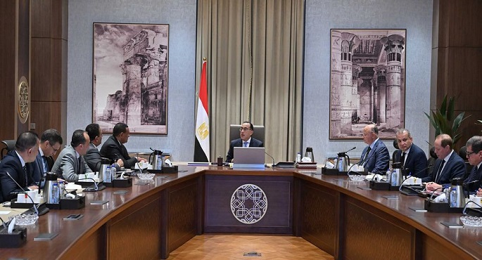 بالصور.. رئيس الوزراء يتابع جهود تطوير المناطق غير المخططة في محافظة القاهرة