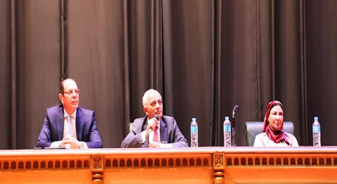 وزير التعليم: خريجو المبادرة الرئاسية نواة إحداث التطوير المنشود في إدارة المدارس