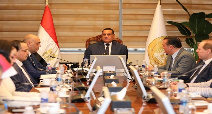 وزير التنمية المحلية يبحث مع رئيس جهاز تنمية المشروعات المتوسطة والصغيرة ومتناهية الصغر مجالات التعاون المشترك