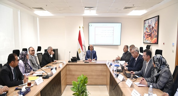 وزير الري يتابع سير العمل بالهيئة المصرية العامة لمشروعات الصرف والرؤية المستقبلية لأعمال الهيئة