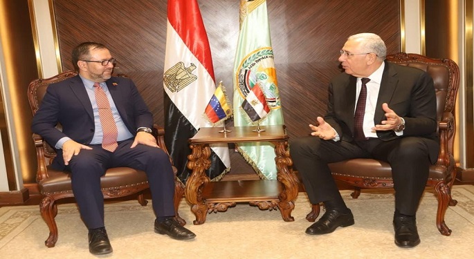 وزير الزراعة يبحث مع وزير خارجية فنزويلا التعاون بمجال تبادل الصادرات الزراعية والأمن الغذائي