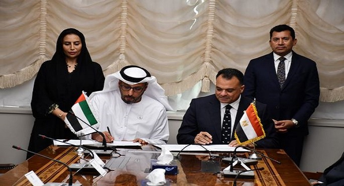 بالصور.. وزير الشباب وسفيرة الإمارات يشهدان مراسم توقيع إتفاقية جديدة بين الوزارة ومؤسسة زايد العليا