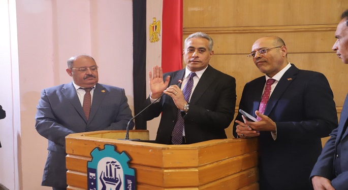 وزير العمل: الحكومة حريصة على وجود منظمات عمالية قوية تنظيميا وميدانيا