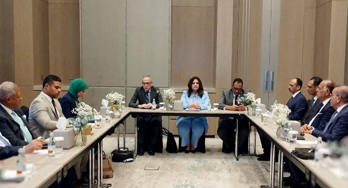 خلال زيارتها إلى دبي.. وزيرة الهجرة تبحث مع مجموعة من كبار المستثمرين ورجال الأعمال المصريين بالخارج فرص الاستثمار في مصر