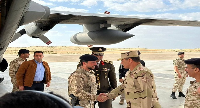 بالصور..ولي عهد الأردن يصل العريش للإشراف على تجهيز وإرسال مستشفى ميدانى أردنى لغزة