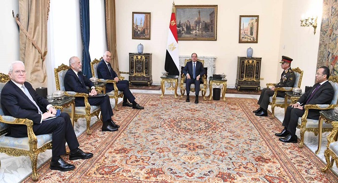 الرئيس السيسي يبحث مع وزير دفاع اليونان التعاون الثنائي والأوضاع في غزة