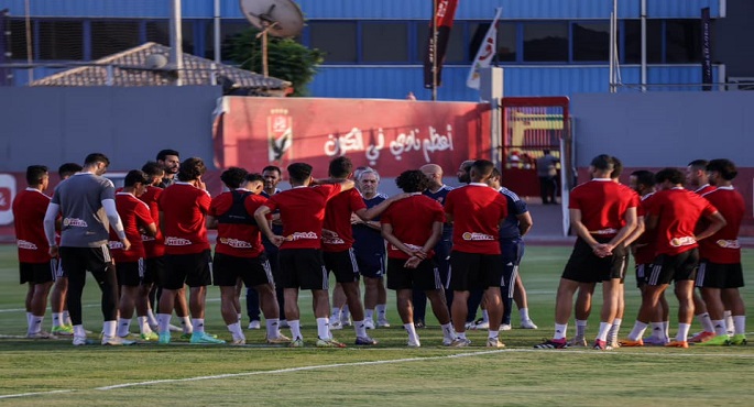 الأهلي يواصل تدريباته استعدادا لخوض لكأس العالم للأندية