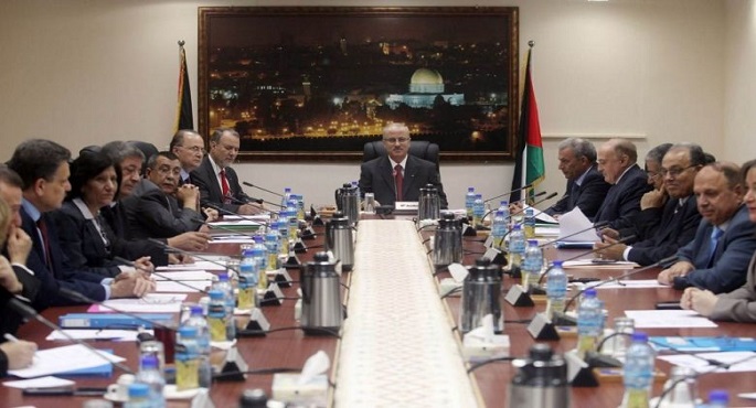 الحكومة الفلسطينية تؤكد رفضها الممر البحري المقترح بين قبرص وغزة.. وتقول “الإصرار عليه يعزز شكوكها حياله”