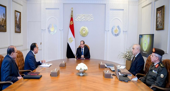 الرئيس السيسي يوجه بالعمل على الانتهاء من المشروعات الجديدة في الإطار الزمني المحدد لها