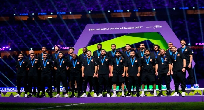بعد برونزية مونديال الأندية .. بعثة الأهلى تطير اليوم للإمارات للمشاركة في السوبر المصري