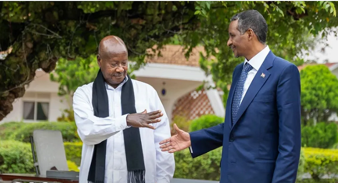 دقلو يبحث في أوغندا تطورات الأوضاع في السودان