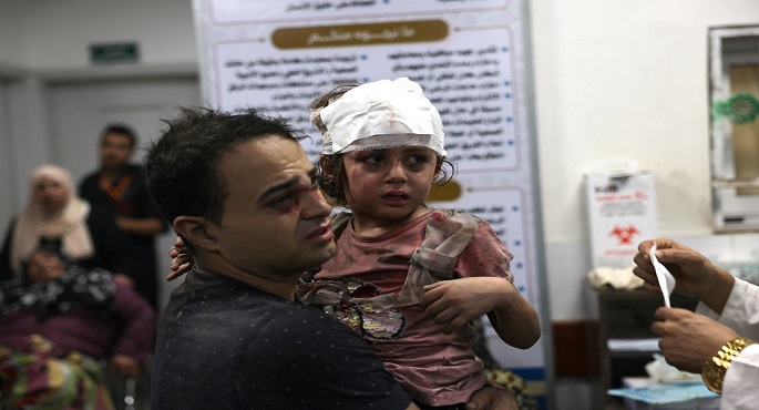 غزة: انتهاكات جسيمة لقوات الاحتلال بحق المرضى والأطباء بمستشفى العودة شمالي القطاع
