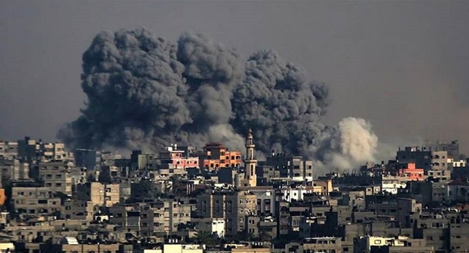 استشهاد وإصابة 14 فلسطينيا في قصف للاحتلال شرق خان يونس