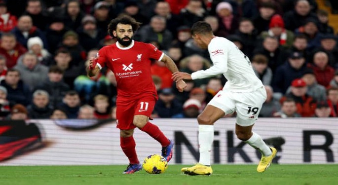 مانشستر يونايتد يُعطل ليفربول بتعادل سلبي ويهدي آرسنال صدارة الدوري الإنجليزي