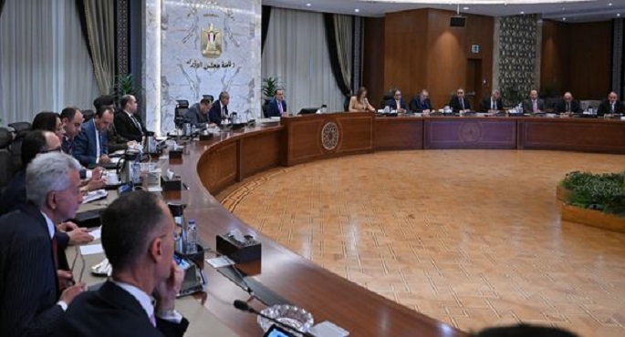بالصور.. رئيس الوزراء يواصل اجتماعات ضبط الأسواق وأسعار السلع