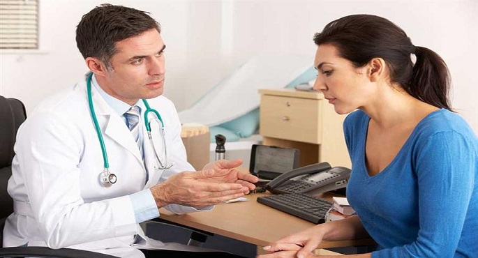 دراسة: استخدام مستحضرات فرد الشعر مرتبط بزيادة مخاطر سرطان الرحم لدى السيدات