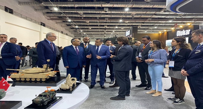 بالصور.. جولة تفقدية لوزير الإنتاج الحربي في اليوم الثالث من المعرض الدولي للصناعات الدفاعية “EDEX 2023”