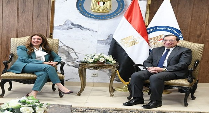 بالصور.. وزير البترول يستقبل سفيرة الولايات المتحدة الأمريكية فى مصر لبحث سبل التعاون