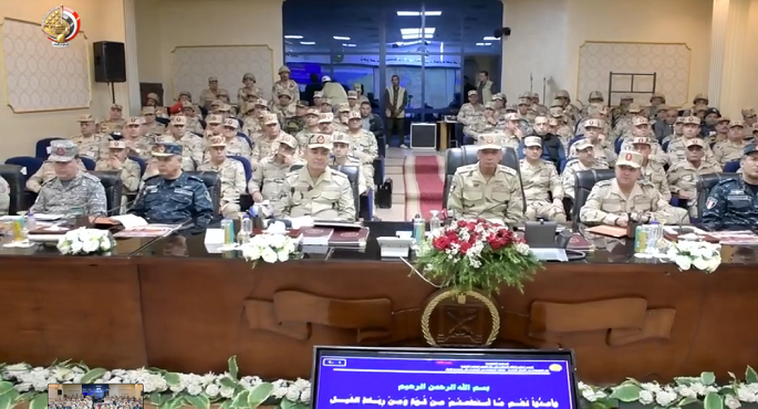 بالفيديو .. وزير الدفاع والإنتاج الحربي يشهد المرحلة الرئيسية لمشروع مراكز القيادة التعبوى
