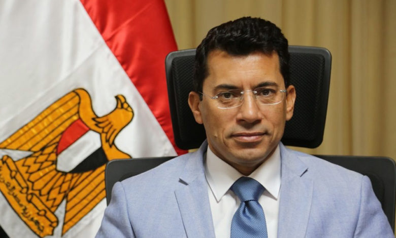 وزير الرياضة يوجه بإعادة ترتيب الأوضاع داخل اتحاد الفروسية