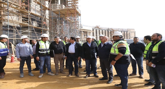 بالصور ..وزير النقل يتابع التقدم في معدلات تنفيذ مشروع الخط الأول من شبكة القطار الكهربائي السريع (العين السخنة -العلمين – مطروح)