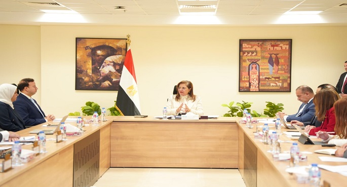 وزيرة التخطيط تناقش مسودة تقرير منظمة “OECD” الاقتصادي لمصر